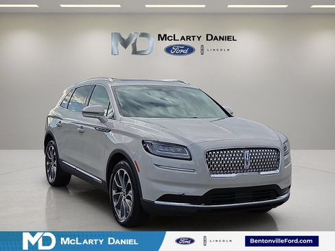Used 2023 Lincoln Nautilus Reserve w/ Class II Trailer Tow Package FWD image 1