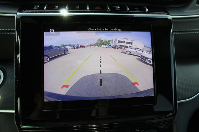 Used 2024 Jeep Grand Cherokee Altitude AWD/4WD image 19