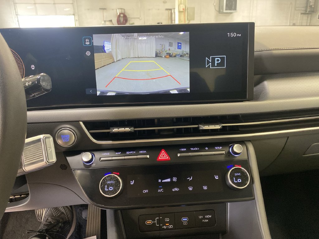 Used 2025 Hyundai Sonata SEL FWD image 19