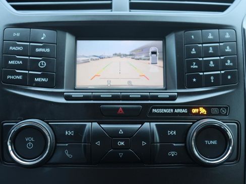 Used 2019 Ford Explorer XLT w/ Class II Trailer Tow Package image 34