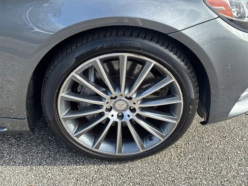 Used 2017 Mercedes-Benz S 550 Sedan image 12