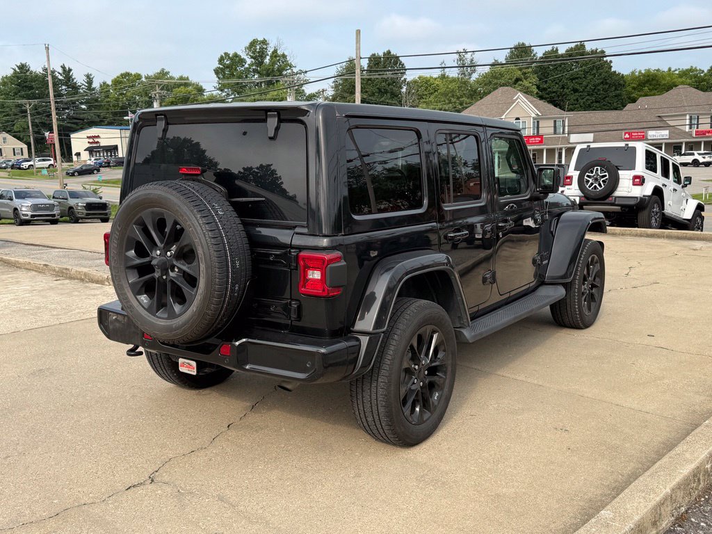 Used 2021 Jeep Wrangler Unlimited Sahara AWD/4WD image 6