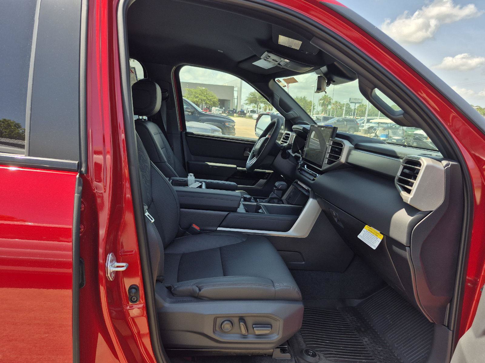 Used 2025 Toyota Tundra Limited w/ TRD Off-Road Package AWD/4WD image 10