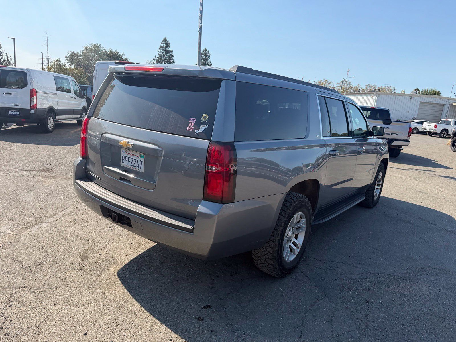 Used 2018 Chevrolet Suburban LT AWD/4WD image 5