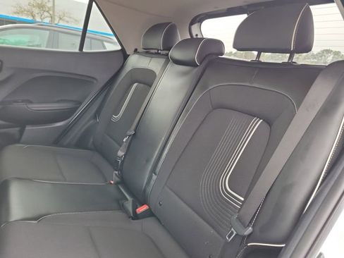 Used 2022 Hyundai Venue Limited w/ Cargo Package image 13