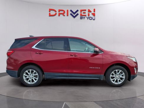 Used 2018 Chevrolet Equinox LT FWD image 6