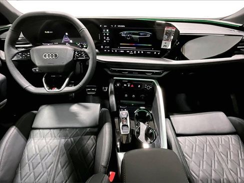 New 2025 Audi SQ5 Premium Plus image 5