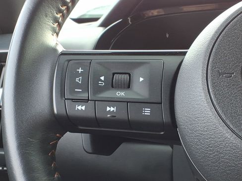 Used 2023 Nissan Pathfinder Rock Creek AWD/4WD image 24