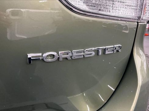 Used 2019 Subaru Forester Limited AWD/4WD image 9