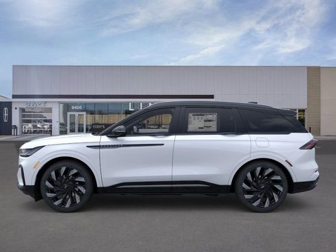 New 2026 Lincoln Nautilus Reserve w/ Jet Appearance Package image 3