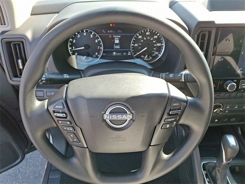 New 2026 Nissan Frontier S image 8