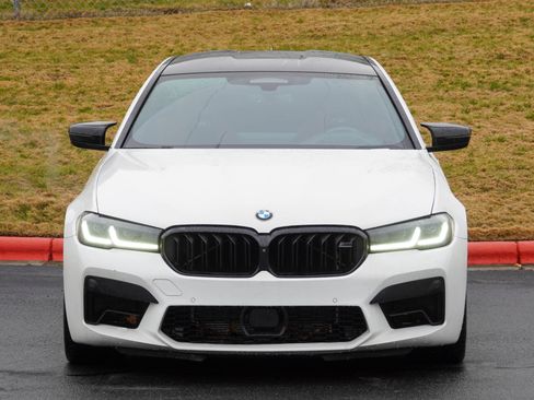 Used 2023 BMW M5 w/ Competition Package image 3