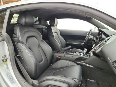 Used 2010 Audi R8 V8 AWD/4WD image 17