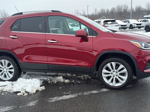 Used 2020 Chevrolet Trax Premier image 3