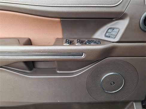 Certified 2024 Ford Expedition King Ranch image 13