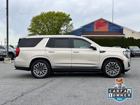 Certified 2023 GMC Yukon Denali Ultimate AWD/4WD image 3