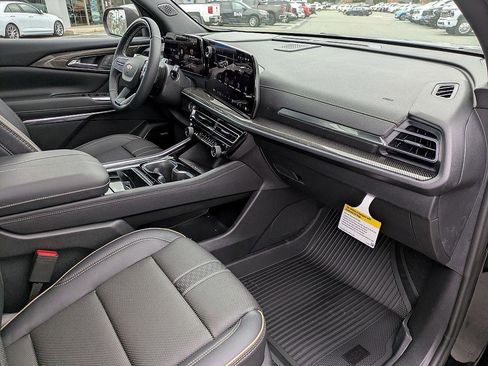 New 2026 Chevrolet Traverse High Country image 42