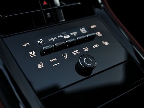 New 2026 Porsche Panamera 4 image 41