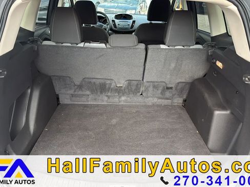 Used 2017 Ford Escape SE FWD image 11