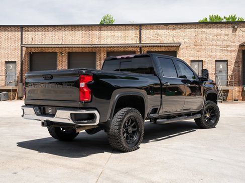 Used 2020 Chevrolet Silverado 2500 LTZ w/ LTZ Plus Package AWD/4WD image 2