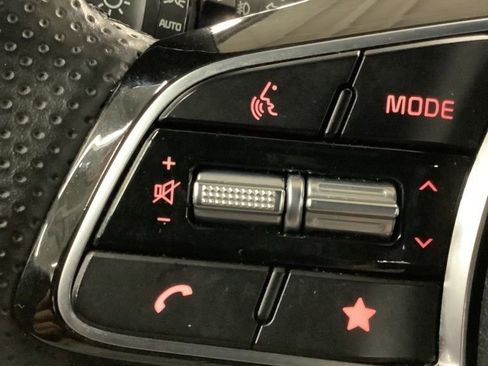 Certified 2023 Kia Forte GT-Line w/ GT-Line Technology Package image 17