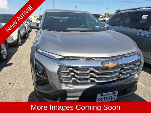 Used 2026 Chevrolet Equinox LT FWD image 2