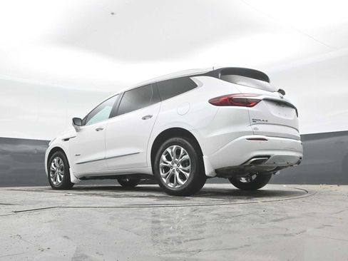 Used 2021 Buick Enclave Avenir w/ Avenir Technology Package AWD/4WD image 23