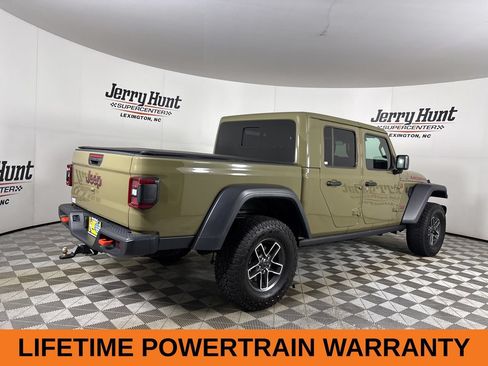 Used 2025 Jeep Gladiator Mojave AWD/4WD image 6