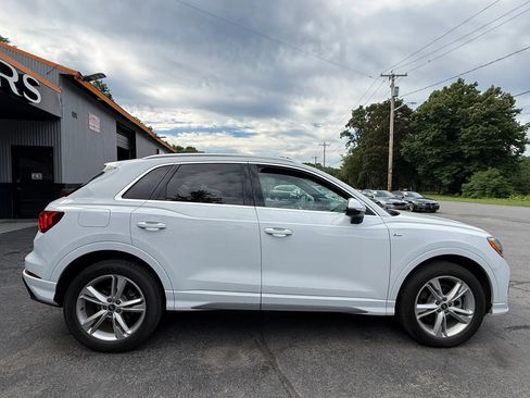 Used 2021 Audi Q3 2.0T Premium w/ Convenience Package AWD/4WD image 7