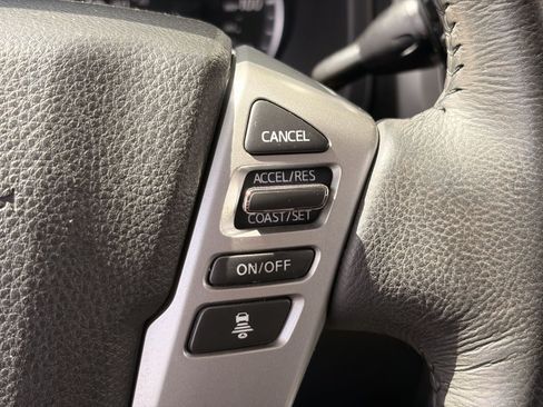Used 2021 Nissan Titan SV w/ SV Convenience Package AWD/4WD image 24