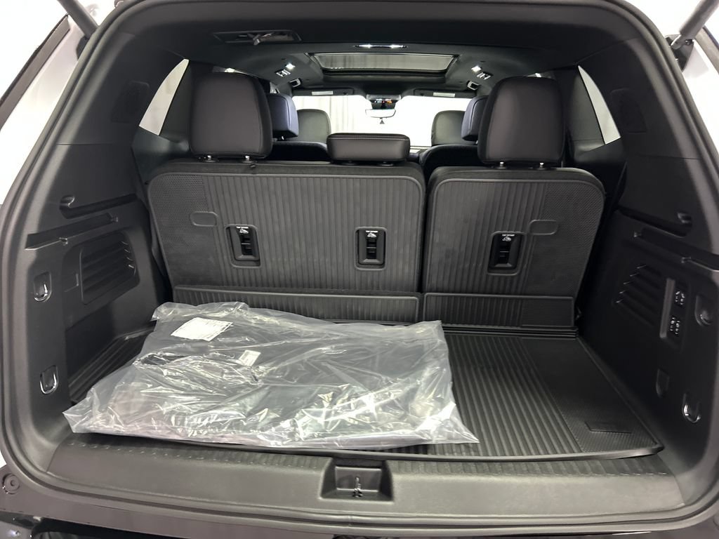 New 2026 Buick Enclave Sport Touring w/ Power Package AWD/4WD image 24