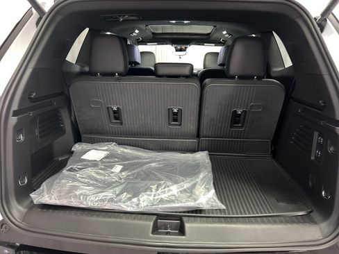 New 2026 Buick Enclave Sport Touring w/ Power Package AWD/4WD image 24