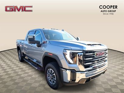 New 2025 GMC Sierra 2500 SLT w/ SLT Premium Package