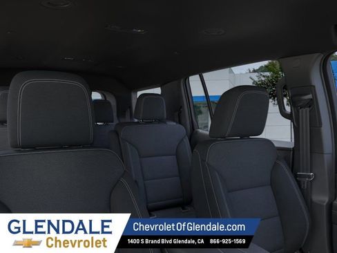 New 2026 Chevrolet Traverse LT w/ Driver Confidence Package FWD image 24