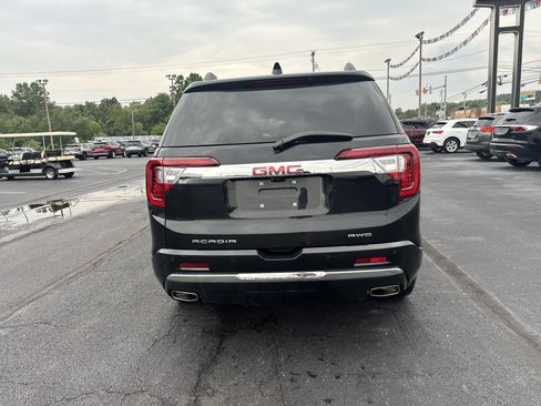 Used 2023 GMC Acadia Denali w/ Denali Ultimate Package AWD/4WD image 4