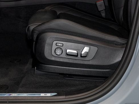 New 2026 BMW X5 xDrive40i w/ M Sport Package image 16