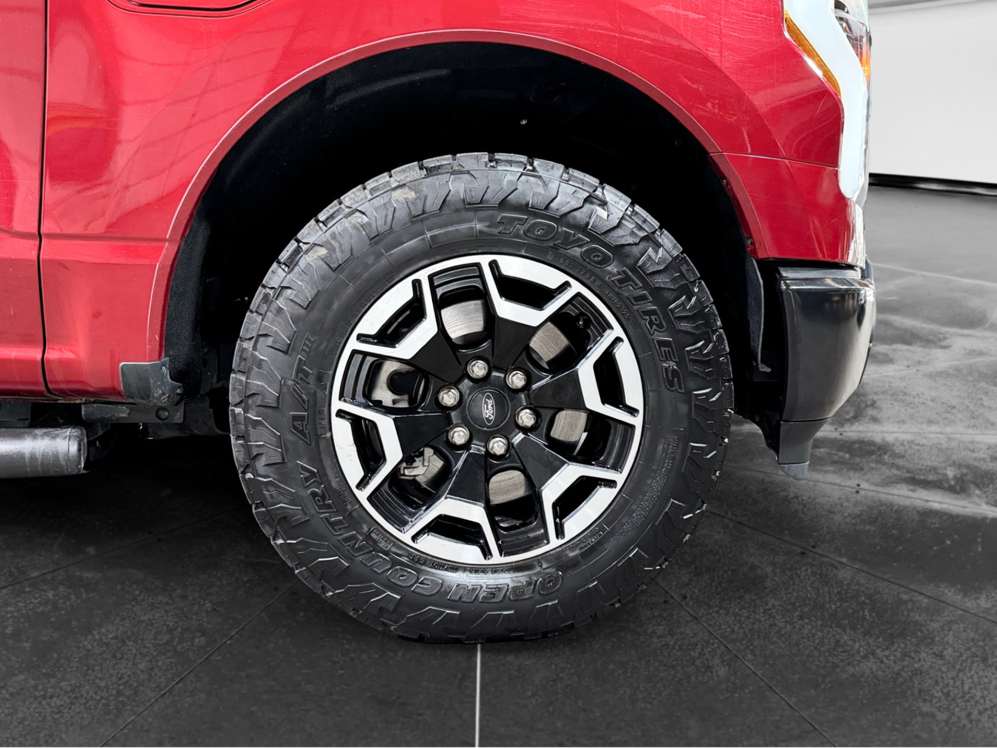 Used 2022 Ford F150 Lightning Pro w/ Max Trailer Tow Package AWD/4WD image 39