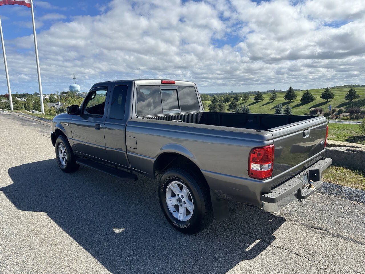 Used 2005 Ford Ranger XLT AWD/4WD image 6