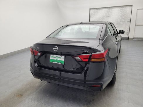 Used 2024 Nissan Altima 2.5 SV image 7