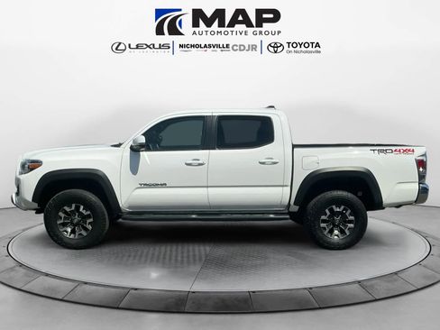 Used 2023 Toyota Tacoma TRD Off-Road AWD/4WD image 2