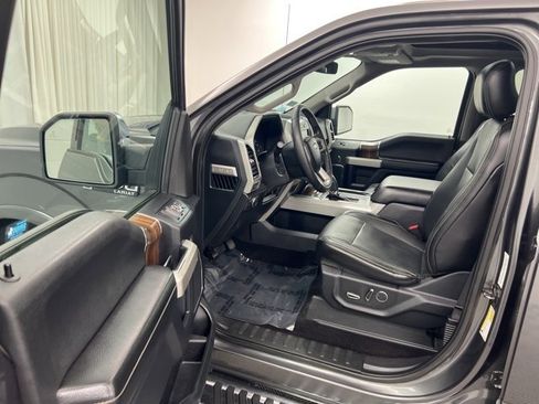 Used 2017 Ford F150 Lariat w/ Equipment Group 502A Luxury image 11