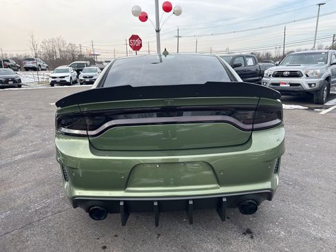 Used 2020 Dodge Charger SRT Hellcat w/ Harman/Kardon Audio Group image 7