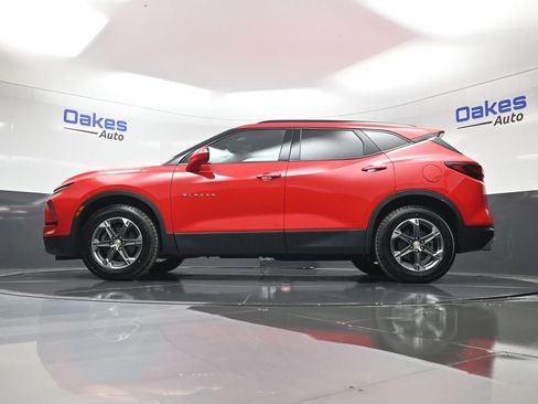 Used 2024 Chevrolet Blazer LT image 41