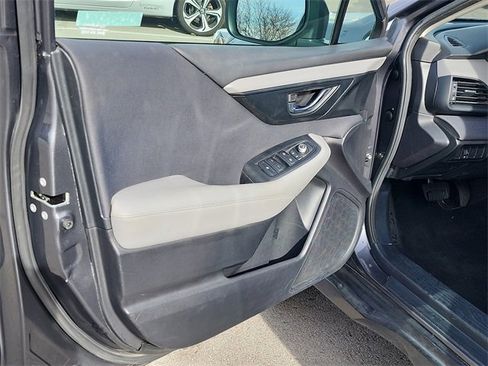 Used 2021 Subaru Outback Premium image 11