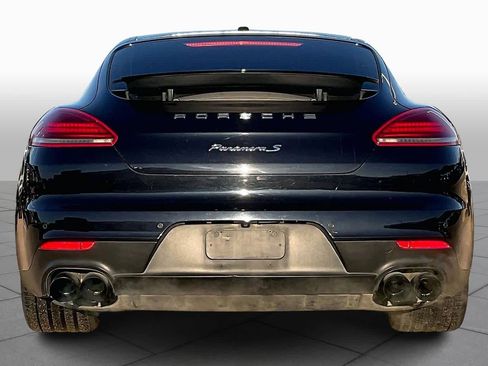 Used 2016 Porsche Panamera S image 6