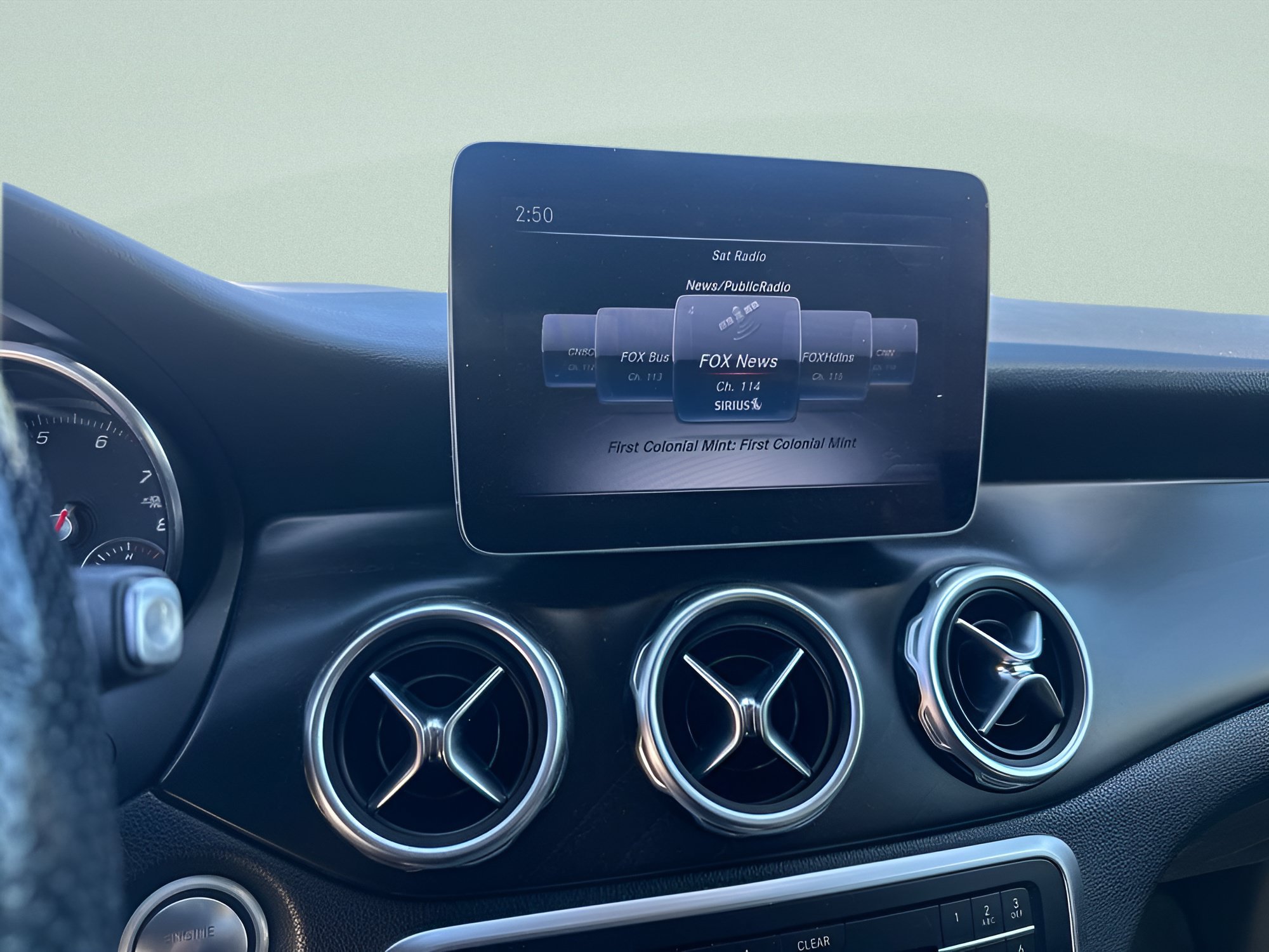 Used 2019 Mercedes-Benz GLA 250 4MATIC image 22