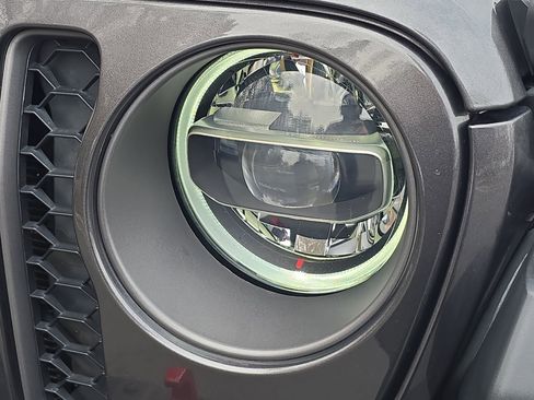 Used 2022 Jeep Gladiator Rubicon w/ LED Lighting Group image 29