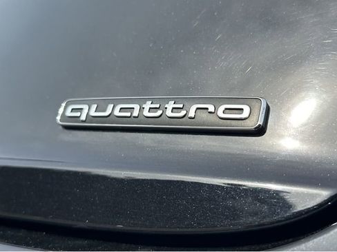 Used 2020 Audi Q8 Premium w/ Black Optic Package image 33