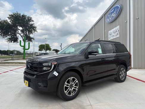 New 2026 Ford Expedition Active RWD image 1