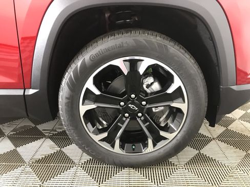 New 2026 Chevrolet Equinox LT w/ Convenience Package II image 23